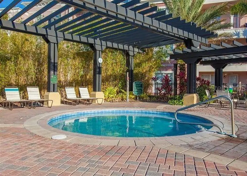 4862 Cayview Avenue Orlando FL 32819