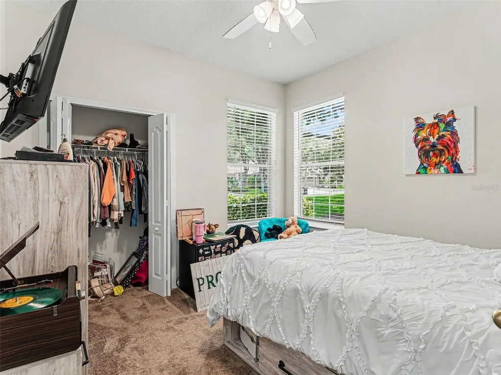 5919 Phoebenest Drive Lithia FL 33547