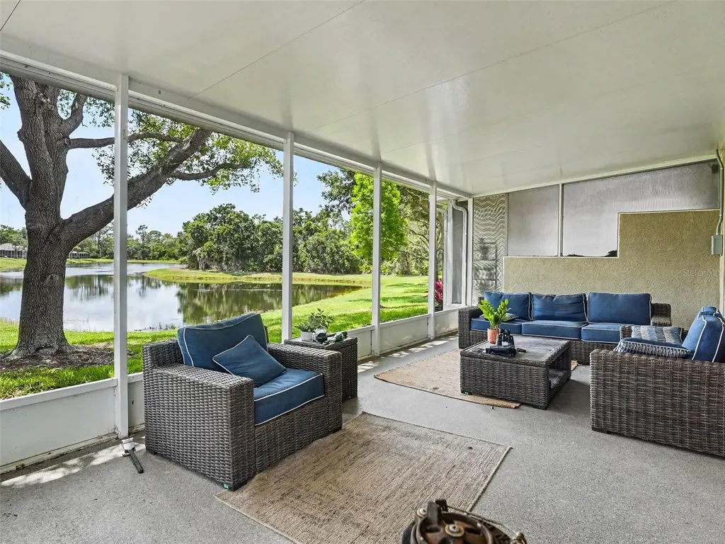5919 Phoebenest Drive Lithia FL 33547