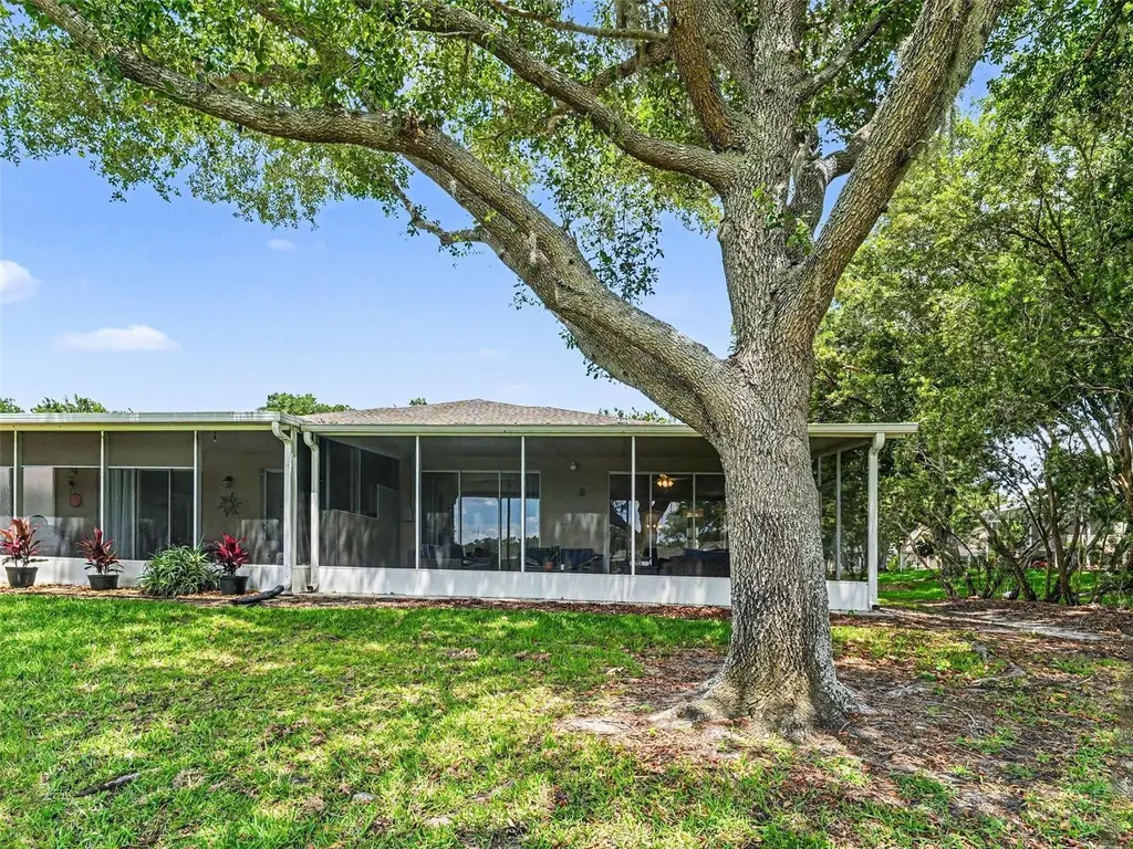 5919 Phoebenest Drive Lithia FL 33547