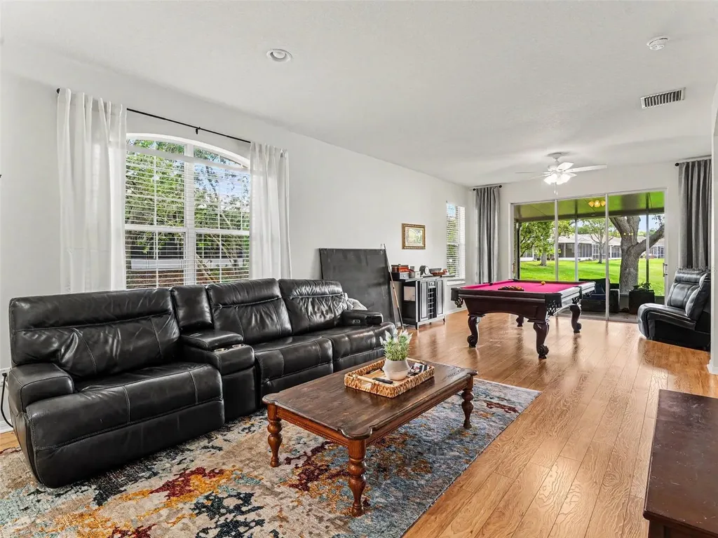 5919 Phoebenest Drive Lithia FL 33547