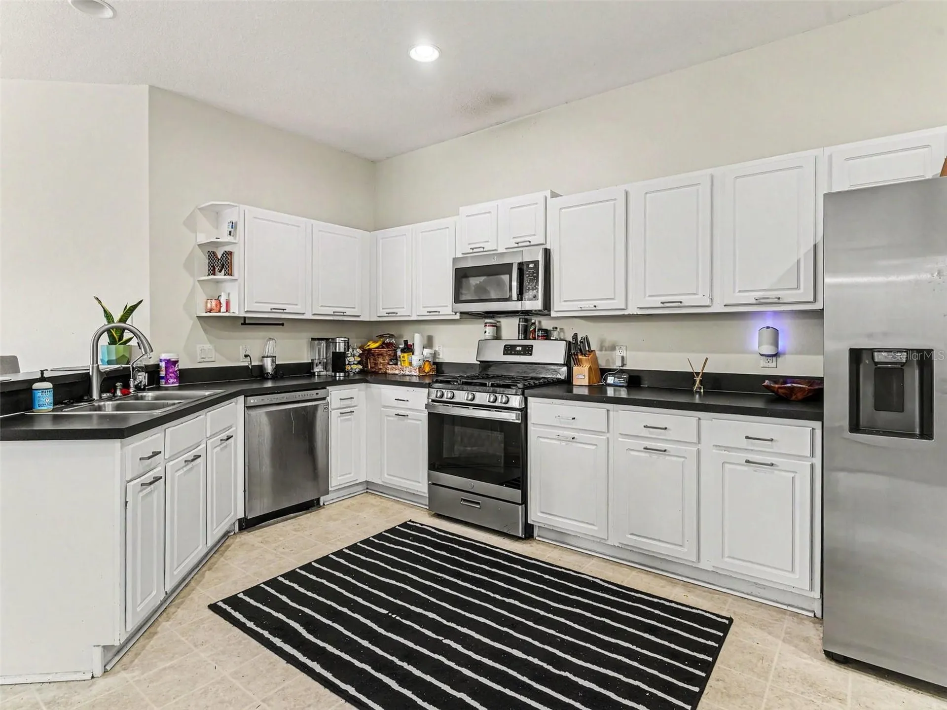5919 Phoebenest Drive Lithia FL 33547