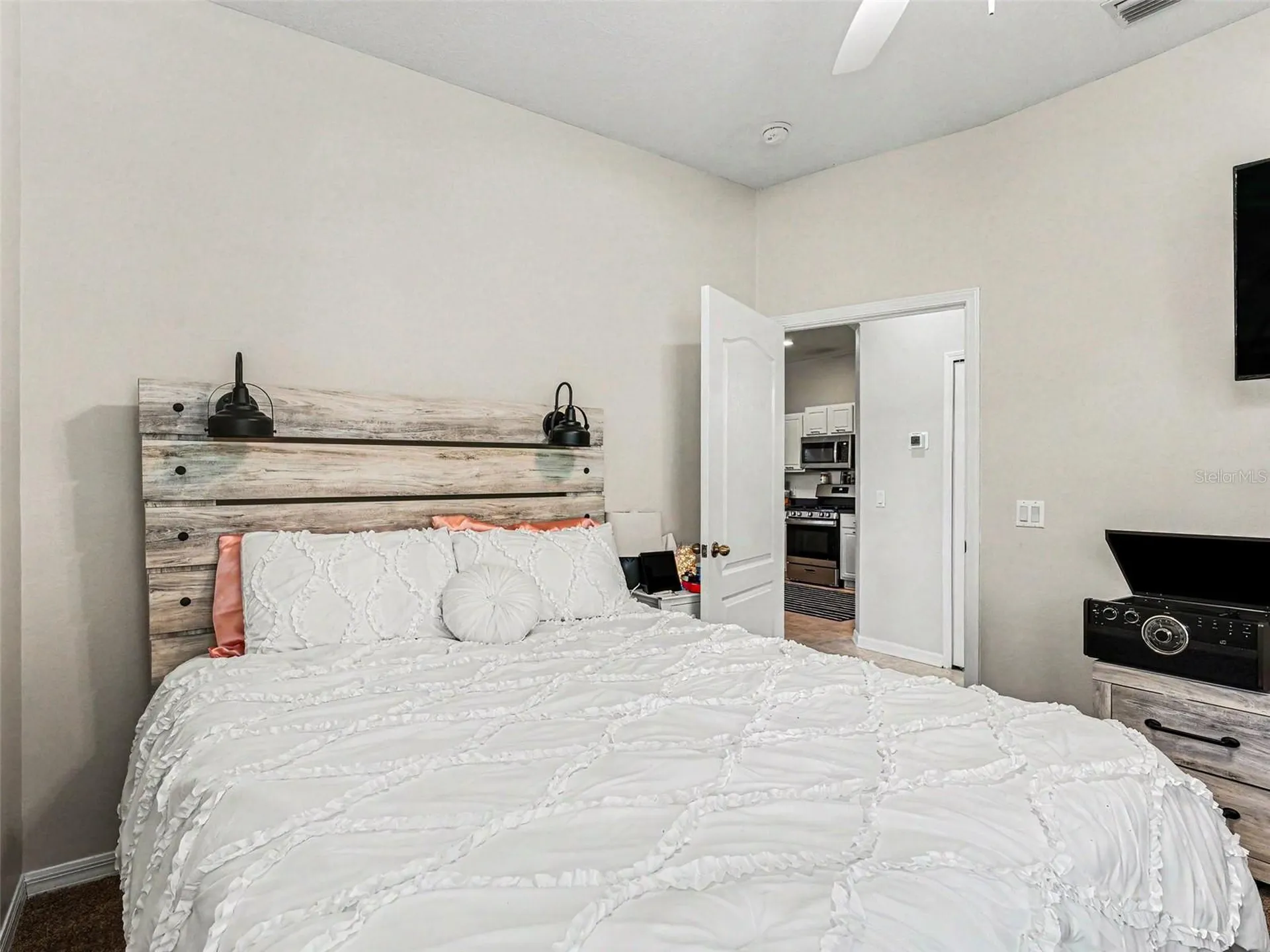 5919 Phoebenest Drive Lithia FL 33547