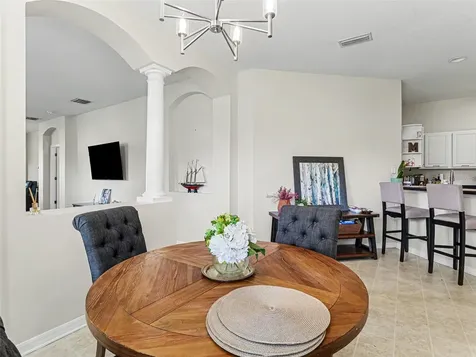 5919 Phoebenest Drive Lithia FL 33547