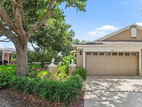5919 Phoebenest Drive Lithia FL 33547