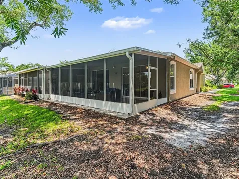 5919 Phoebenest Drive Lithia FL 33547