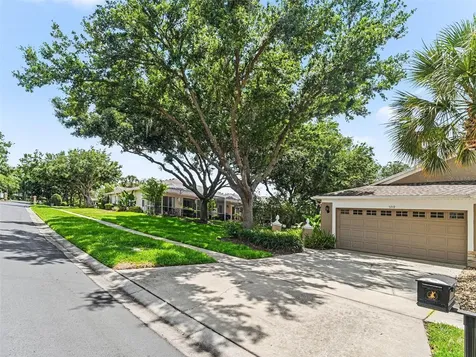 5919 Phoebenest Drive Lithia FL 33547