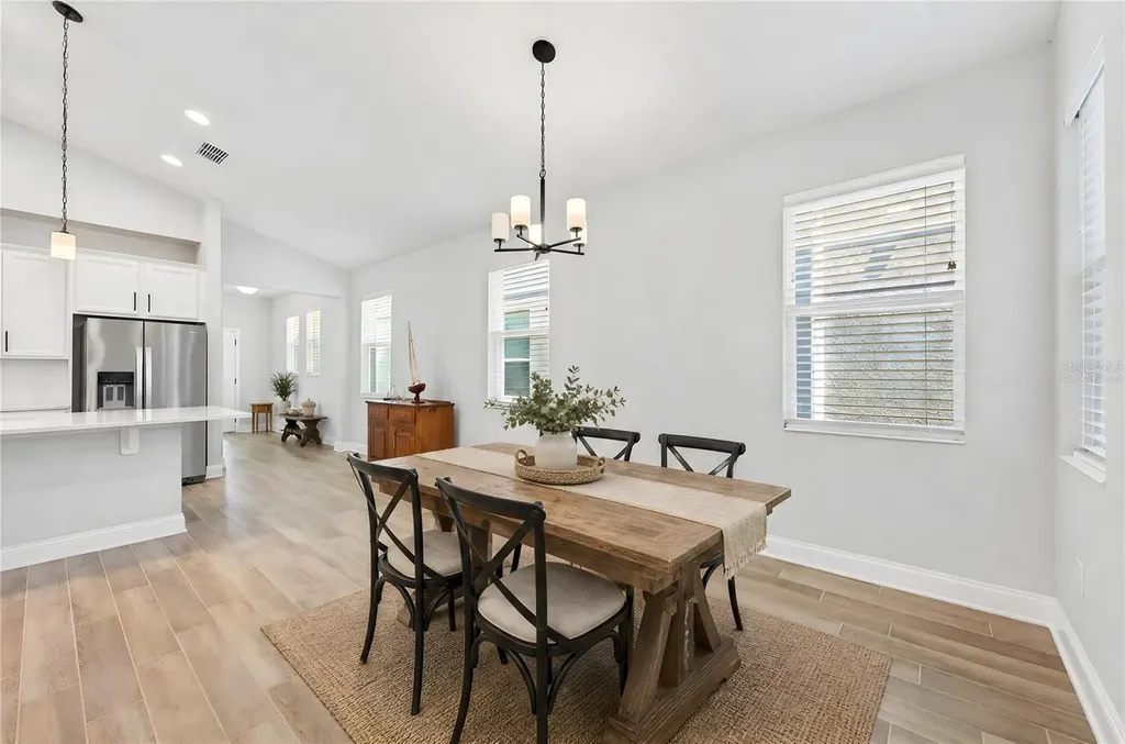 606 Dogfish Lane Debary FL 32713