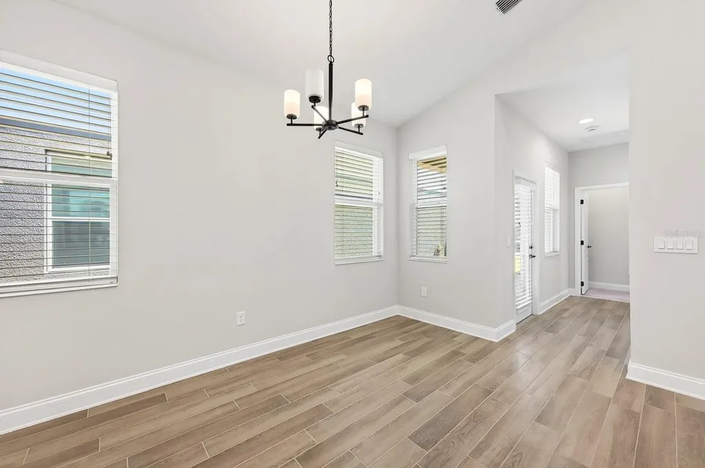 606 Dogfish Lane Debary FL 32713
