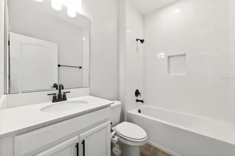 606 Dogfish Lane Debary FL 32713