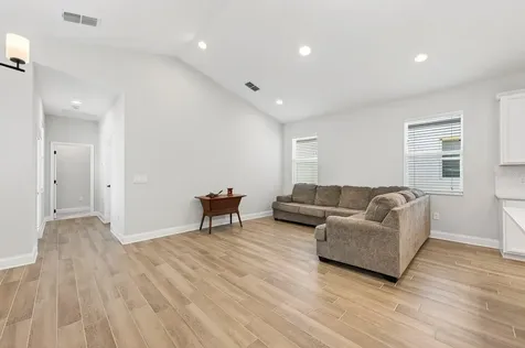606 Dogfish Lane Debary FL 32713