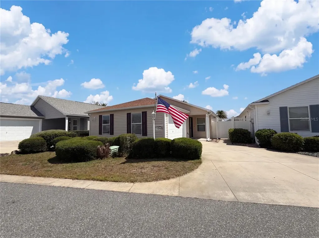 2589 Alcade Place The Villages FL 32163