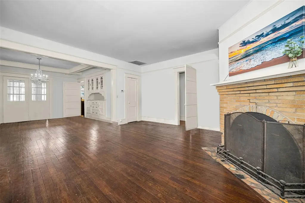 228 President Street Dunedin FL 34698