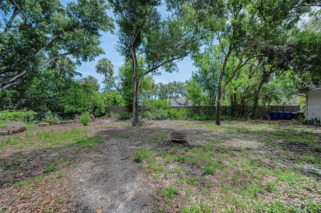 228 President Street Dunedin FL 34698