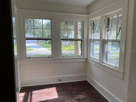 228 President Street Dunedin FL 34698
