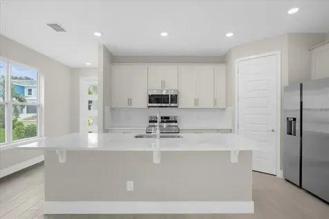 7818 Spectrum Drive Kissimmee FL 34747