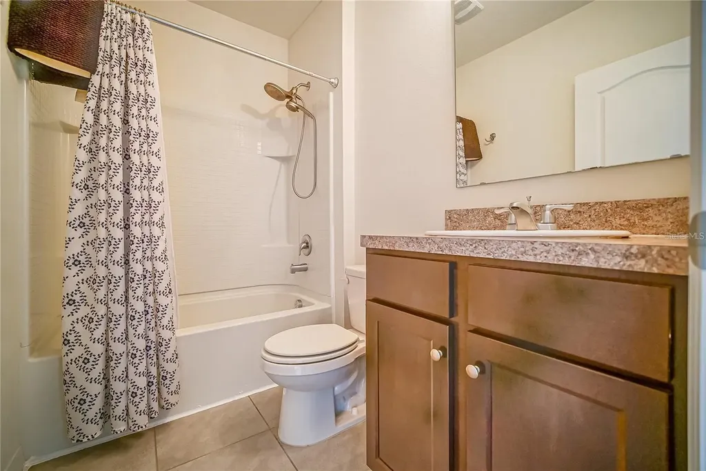 9039 Alba Lane Kissimmee FL 34747