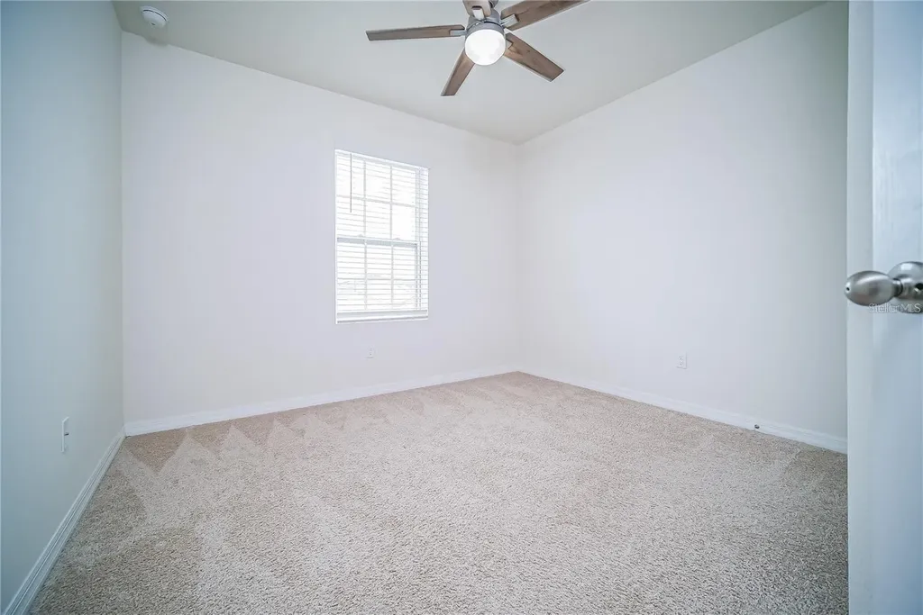 9039 Alba Lane Kissimmee FL 34747