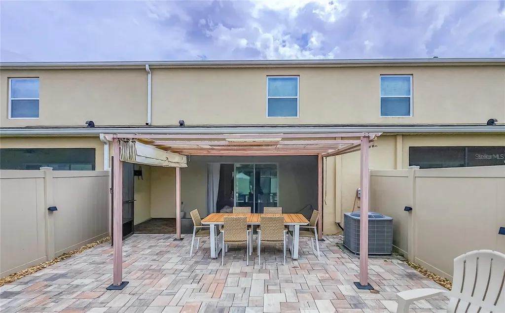 9039 Alba Lane Kissimmee FL 34747