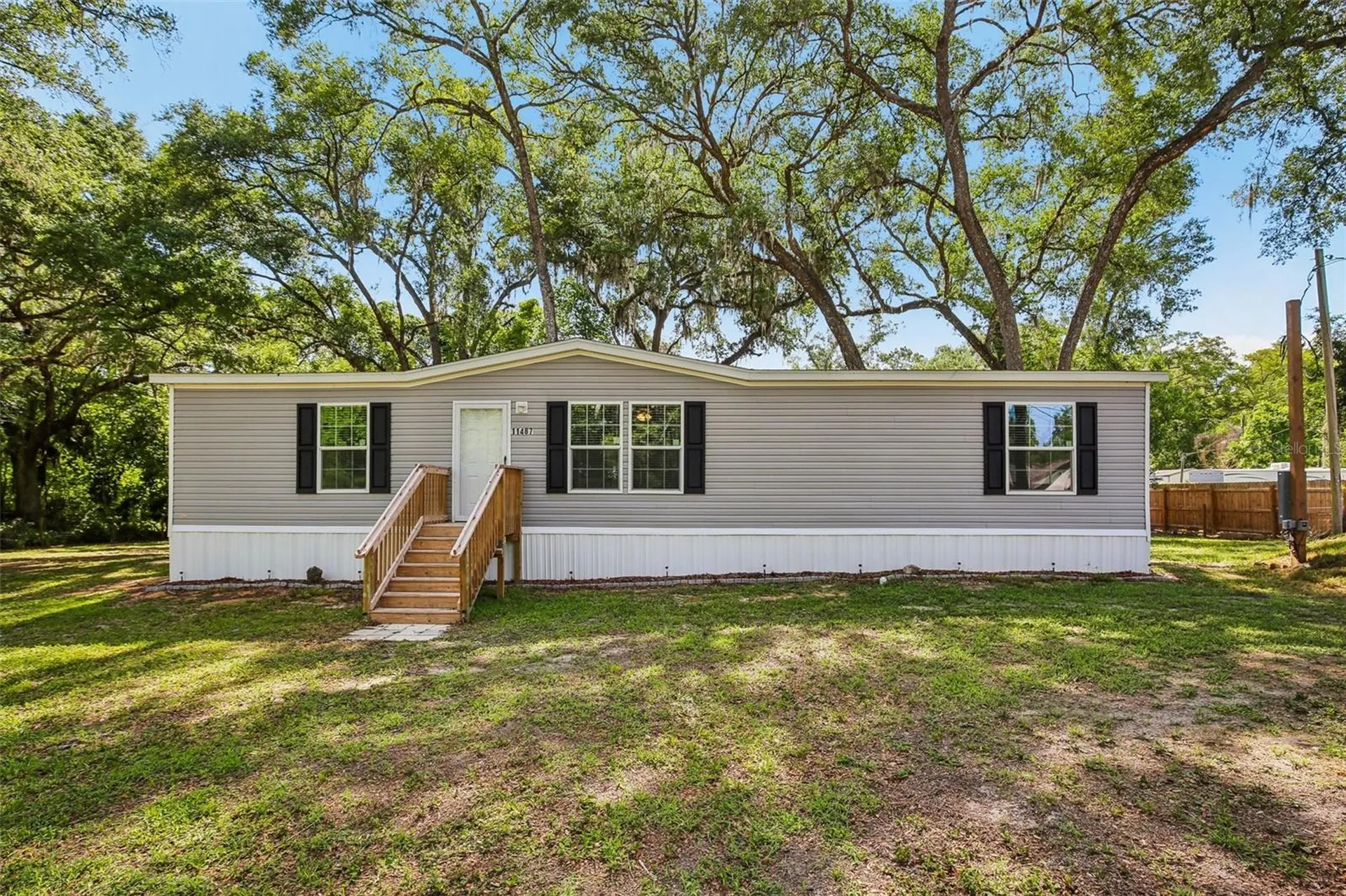 11487 SW 42nd Terrace Webster FL 33597