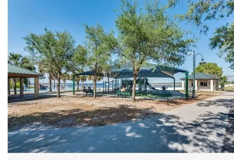 922 Delaware Avenue St Cloud FL 34769