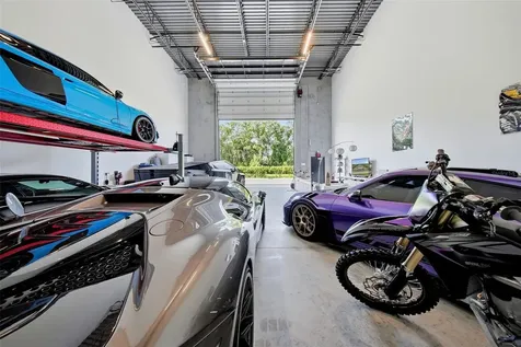6500 Motor Enclave Way Tampa FL 33610