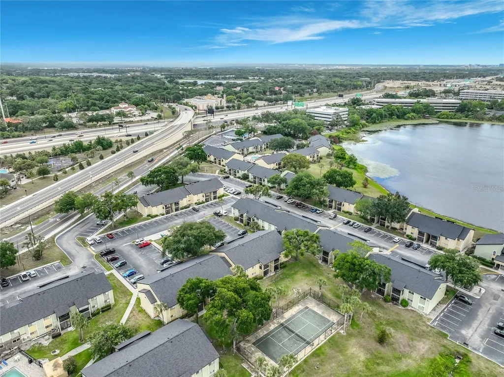 918 Lake Destiny Road Altamonte Springs FL 32714