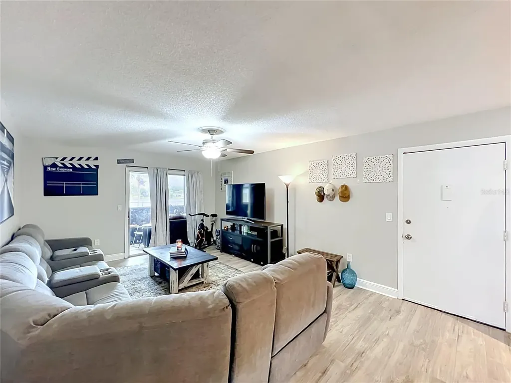 918 Lake Destiny Road Altamonte Springs FL 32714