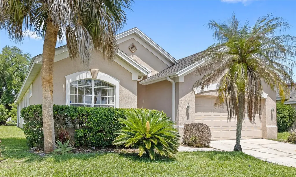 1726 Golfview Drive Kissimmee FL 34746