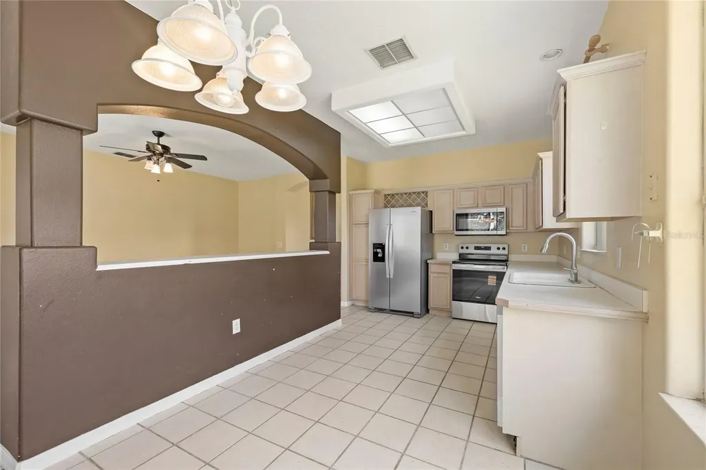 1726 Golfview Drive Kissimmee FL 34746