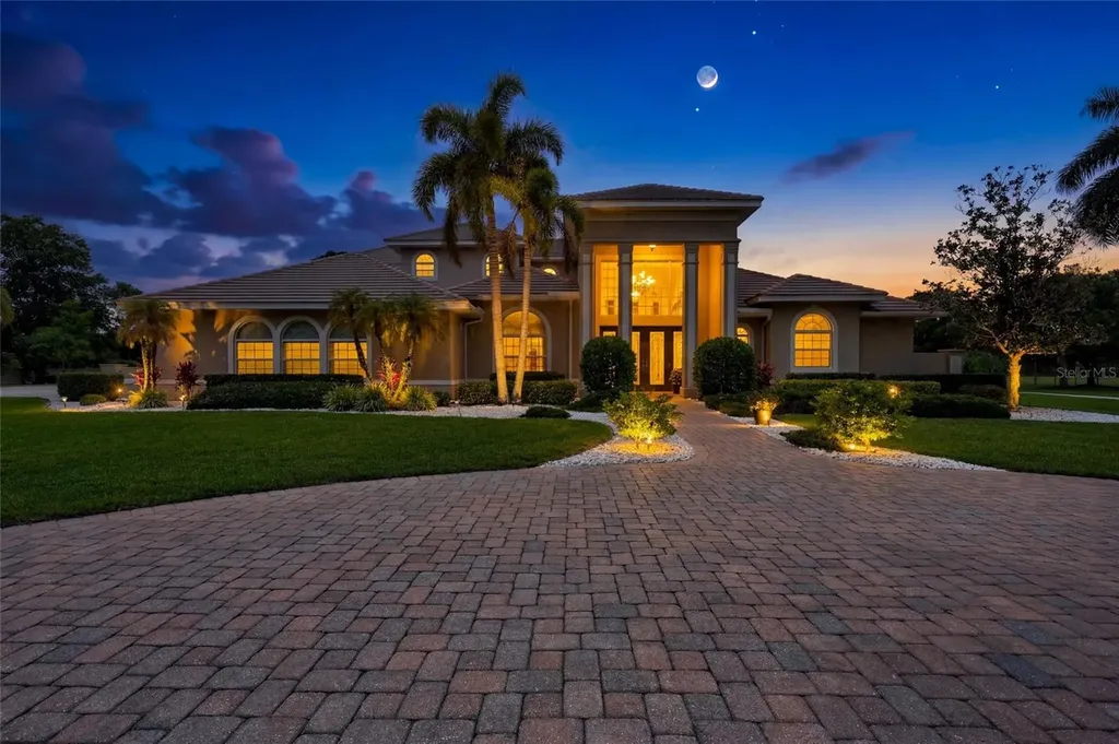 1045 Fox Creek Drive Sarasota FL 34240
