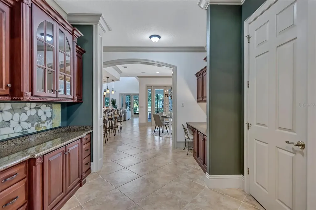 1045 Fox Creek Drive Sarasota FL 34240