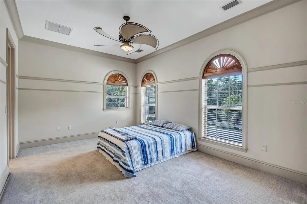 1045 Fox Creek Drive Sarasota FL 34240
