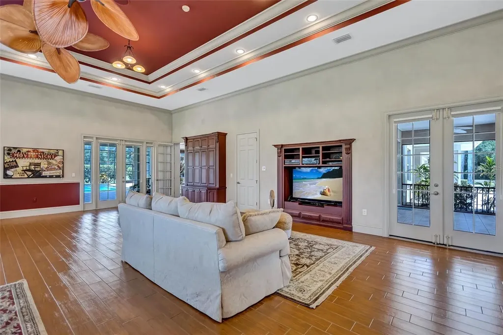 1045 Fox Creek Drive Sarasota FL 34240