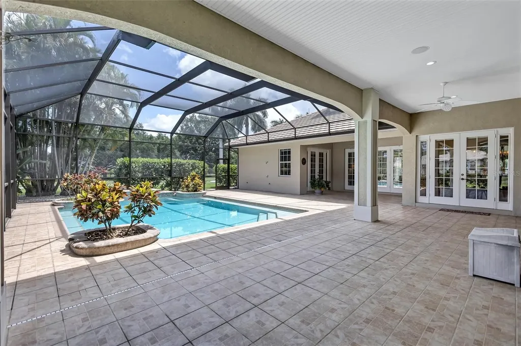 1045 Fox Creek Drive Sarasota FL 34240
