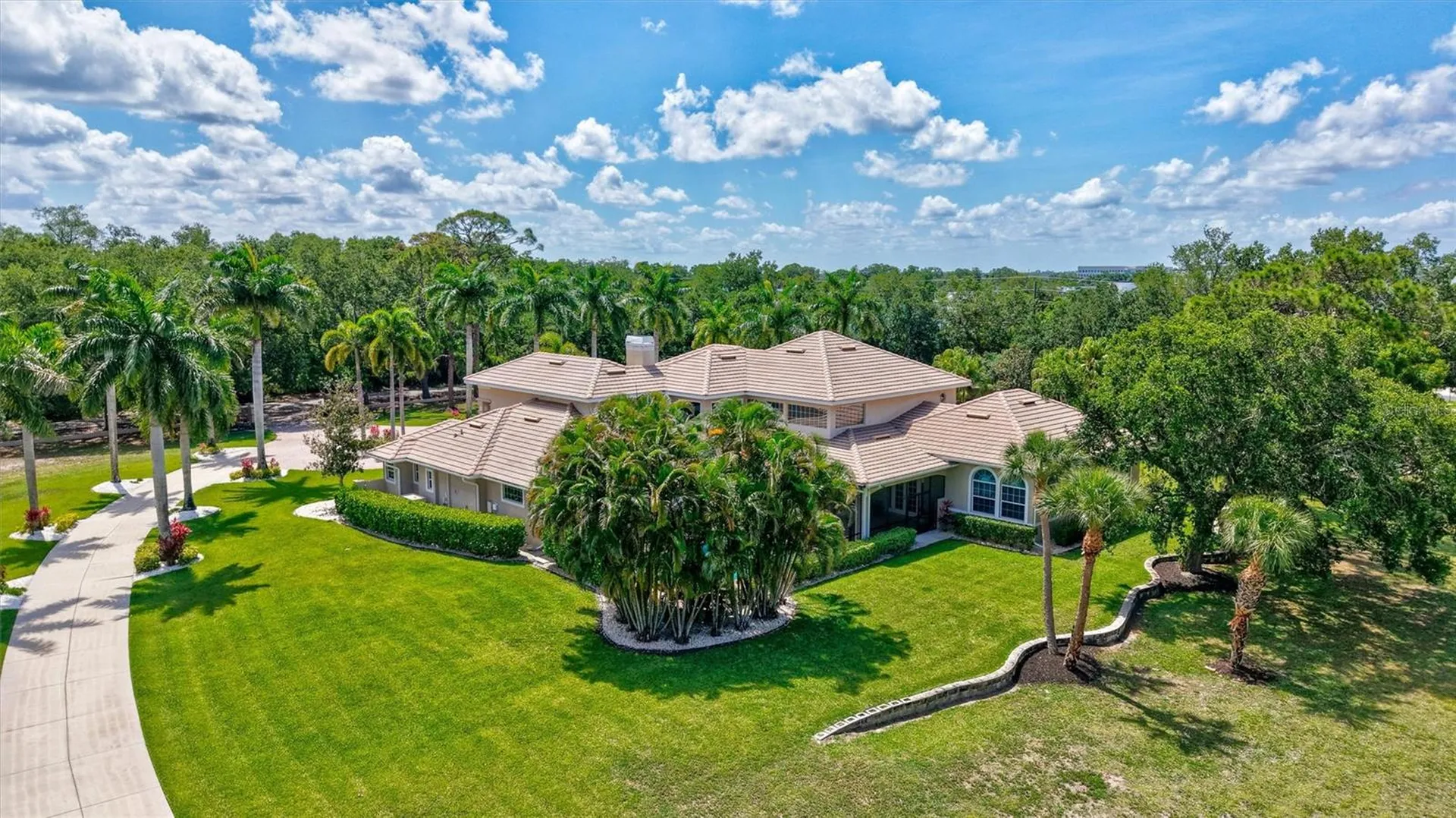 1045 Fox Creek Drive Sarasota FL 34240