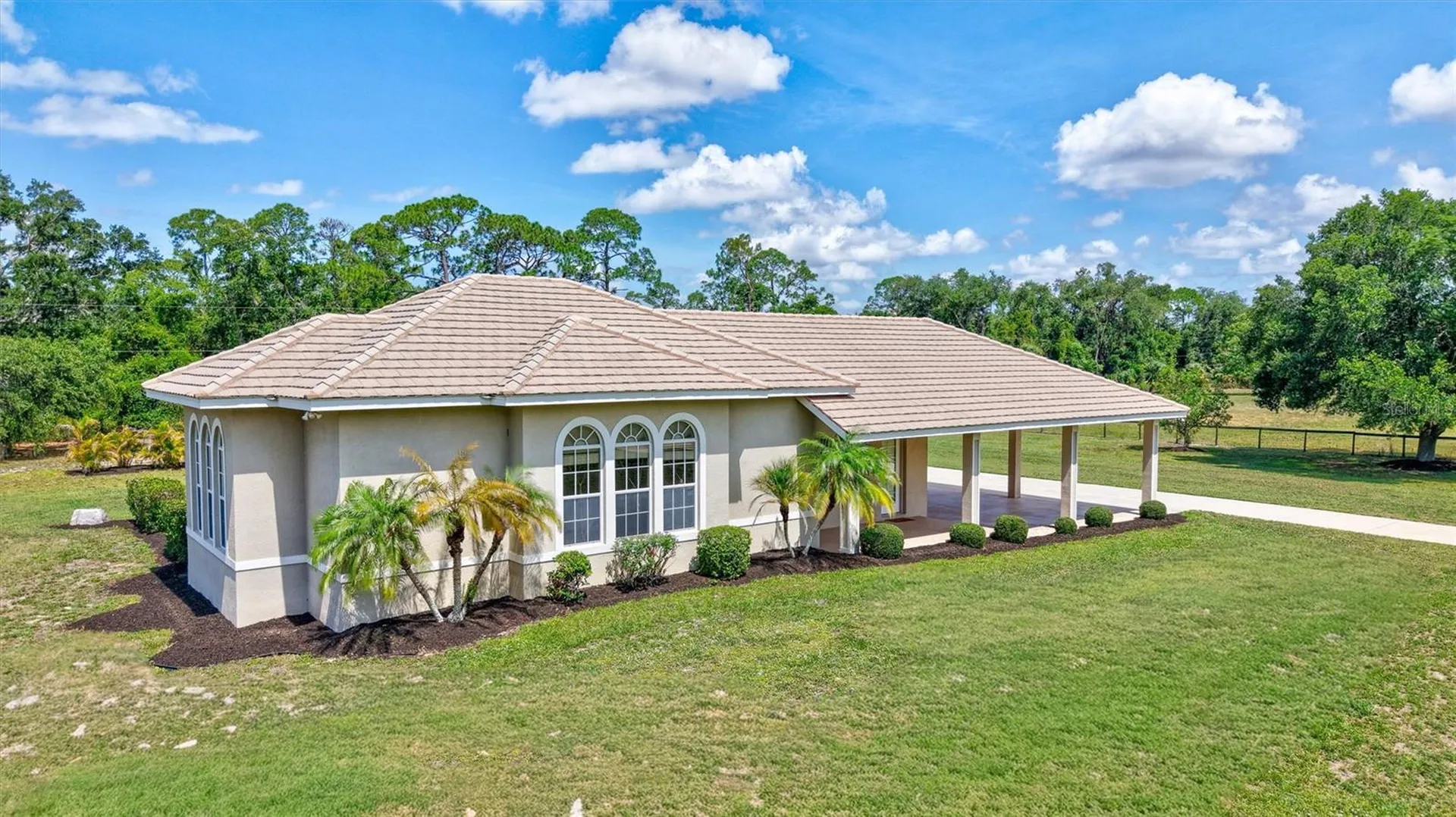 1045 Fox Creek Drive Sarasota FL 34240