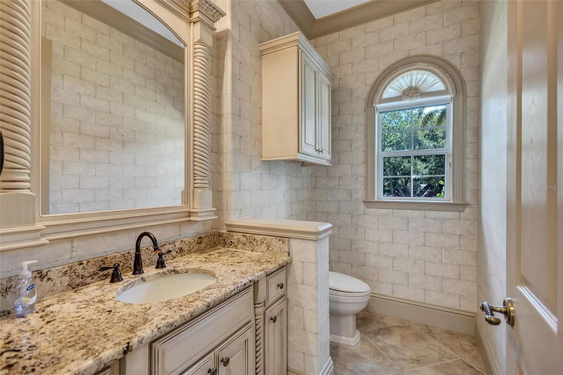 1045 Fox Creek Drive Sarasota FL 34240
