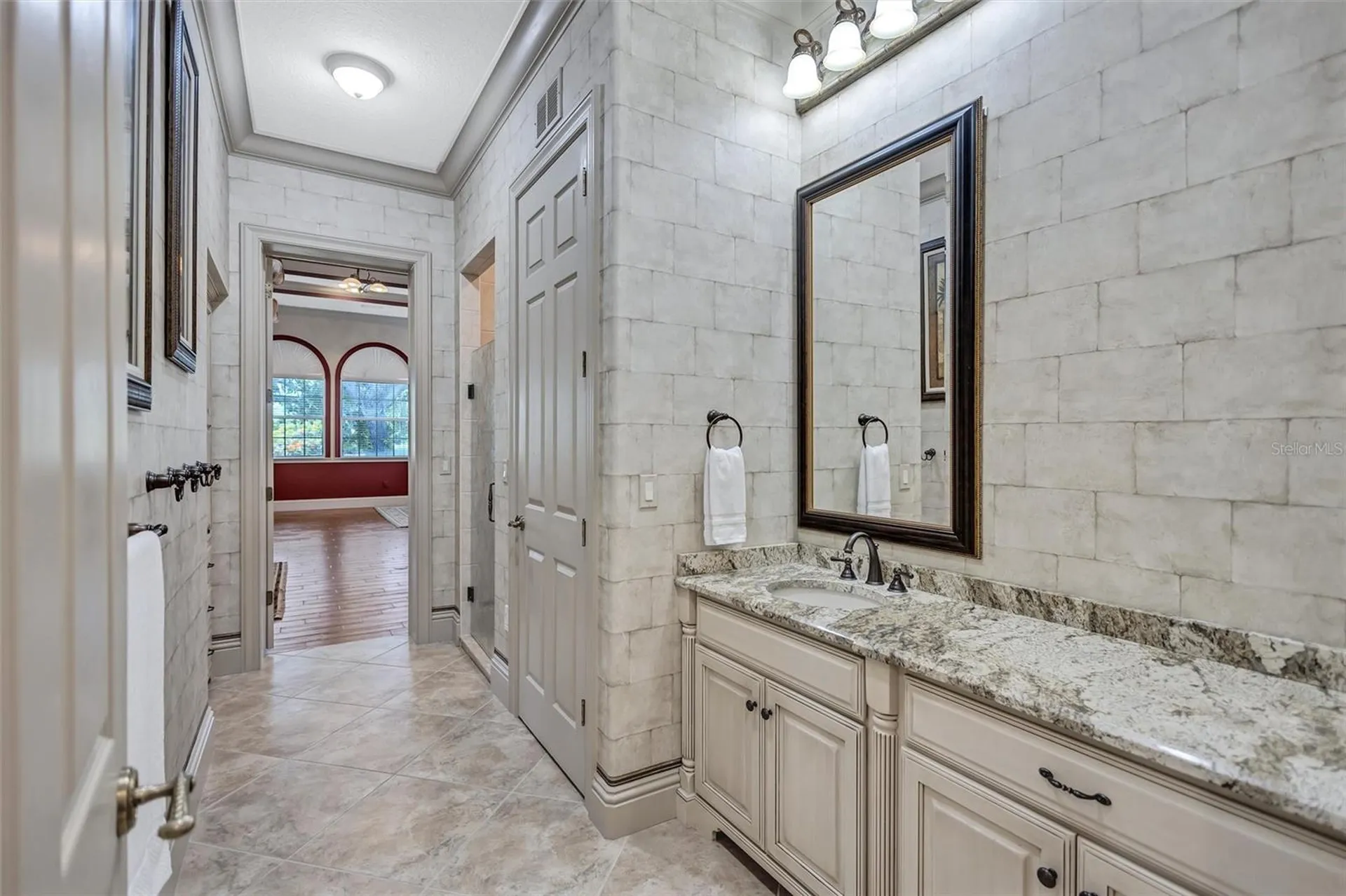 1045 Fox Creek Drive Sarasota FL 34240
