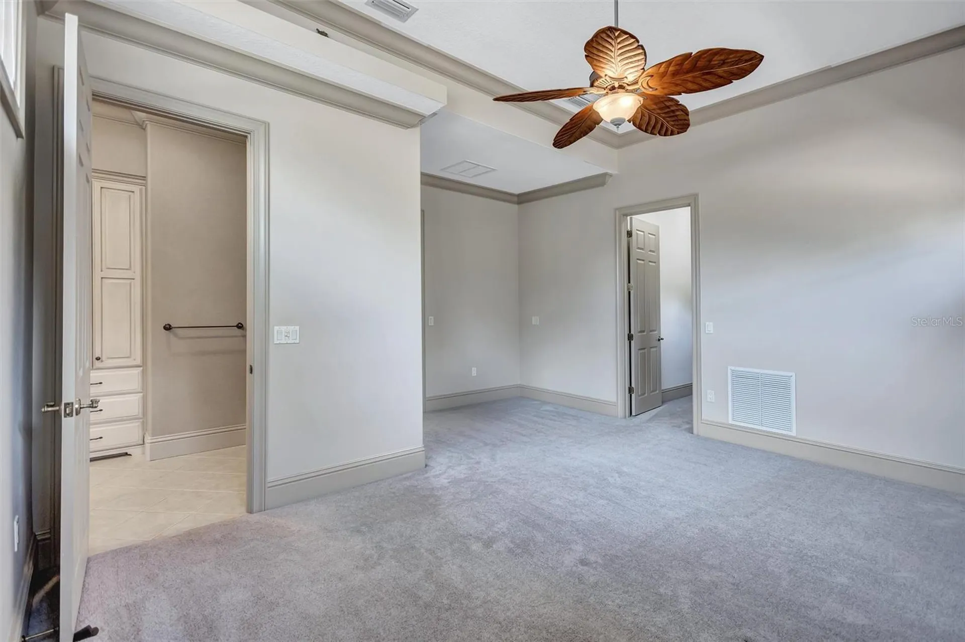 1045 Fox Creek Drive Sarasota FL 34240