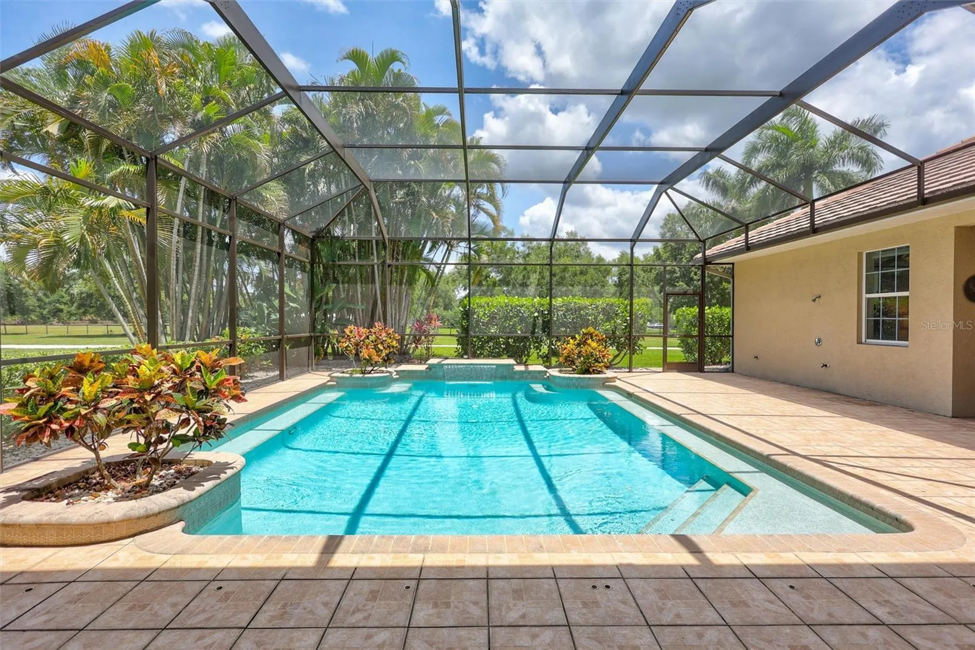1045 Fox Creek Drive Sarasota FL 34240