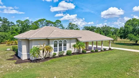 1045 Fox Creek Drive Sarasota FL 34240