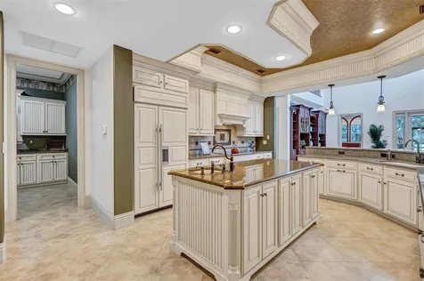 1045 Fox Creek Drive Sarasota FL 34240