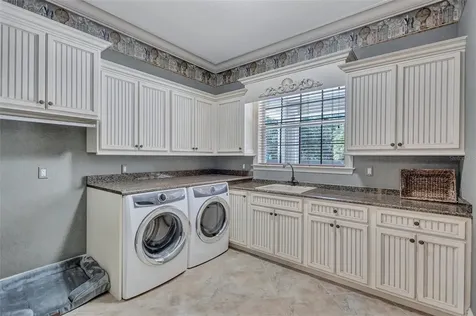 1045 Fox Creek Drive Sarasota FL 34240