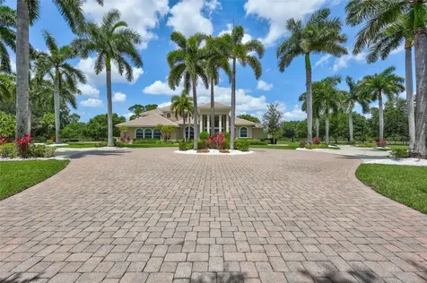 1045 Fox Creek Drive Sarasota FL 34240