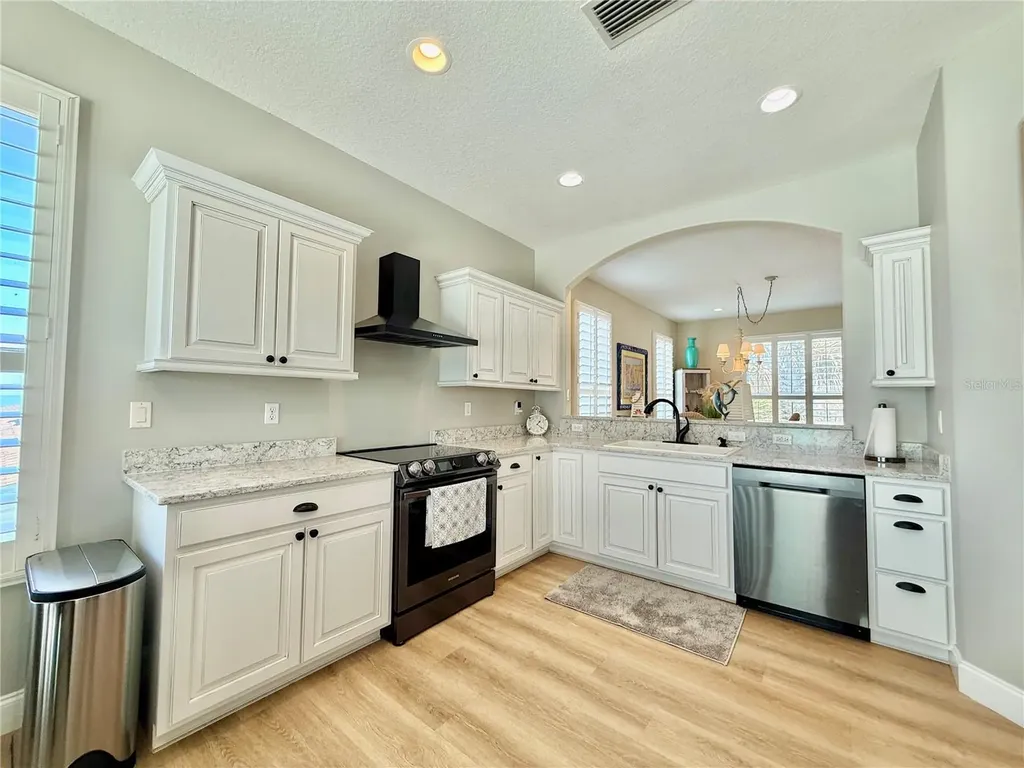 107 6th Street N Flagler Beach FL 32136