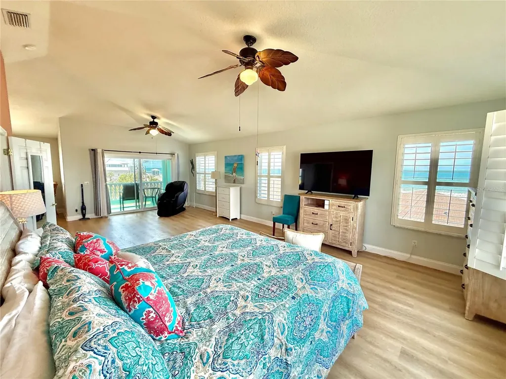 107 6th Street N Flagler Beach FL 32136