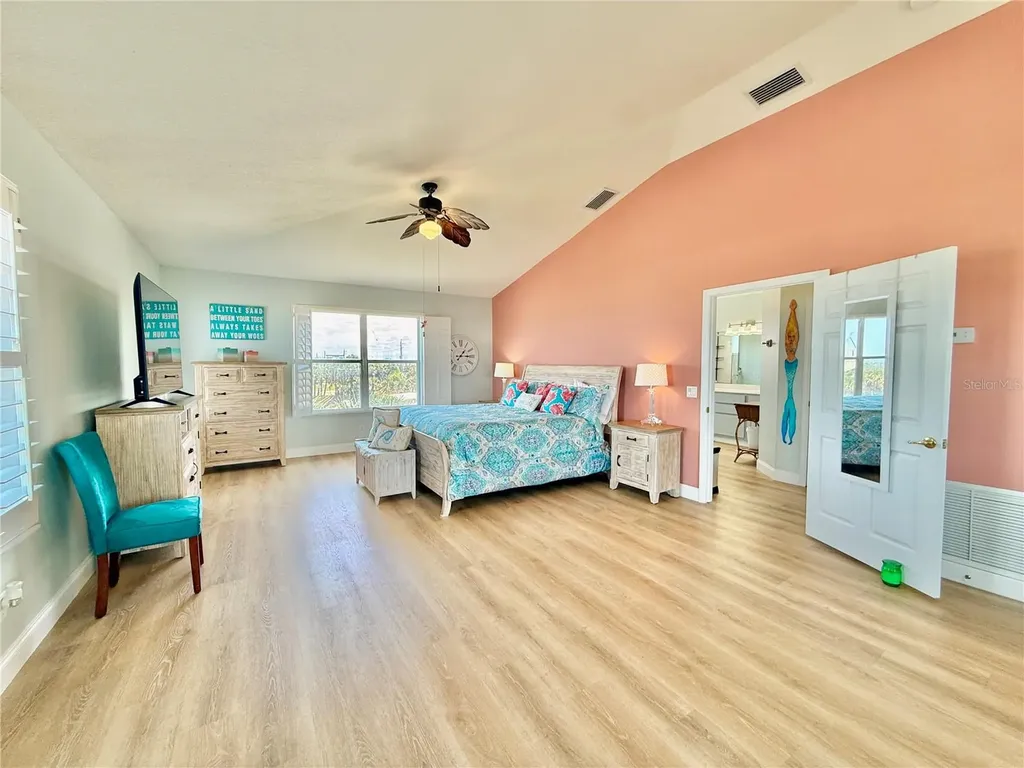 107 6th Street N Flagler Beach FL 32136