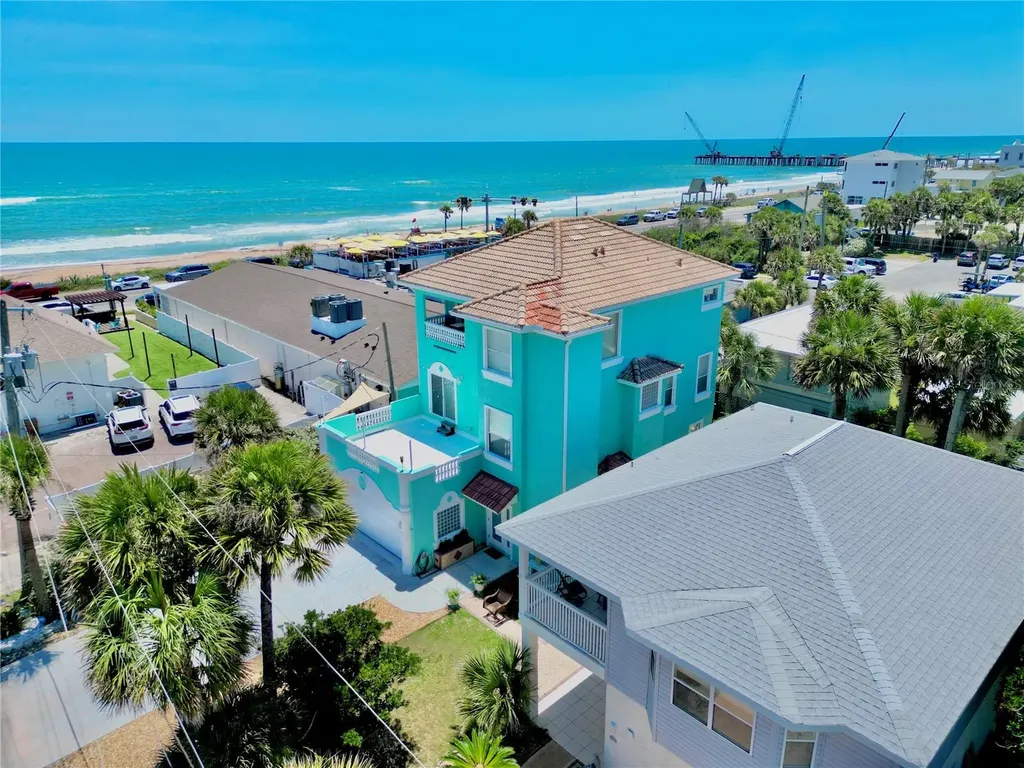 107 6th Street N Flagler Beach FL 32136