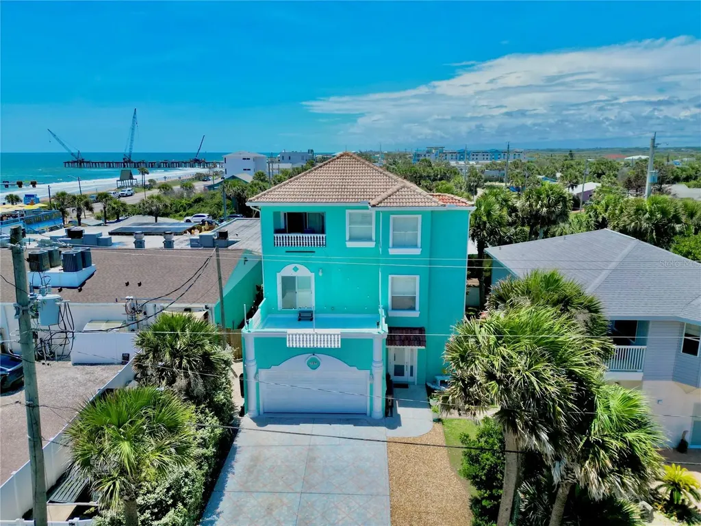 107 6th Street N Flagler Beach FL 32136